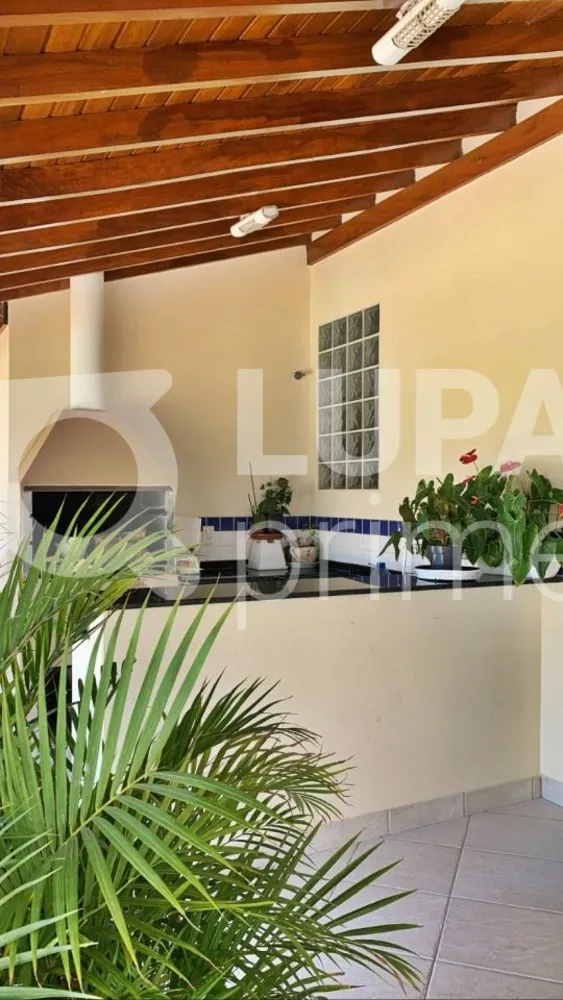 Casa, 4 quartos, 348 m² - Foto 2