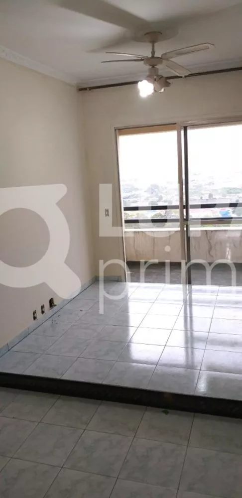 Apartamento à venda com 4 quartos, 134m² - Foto 2