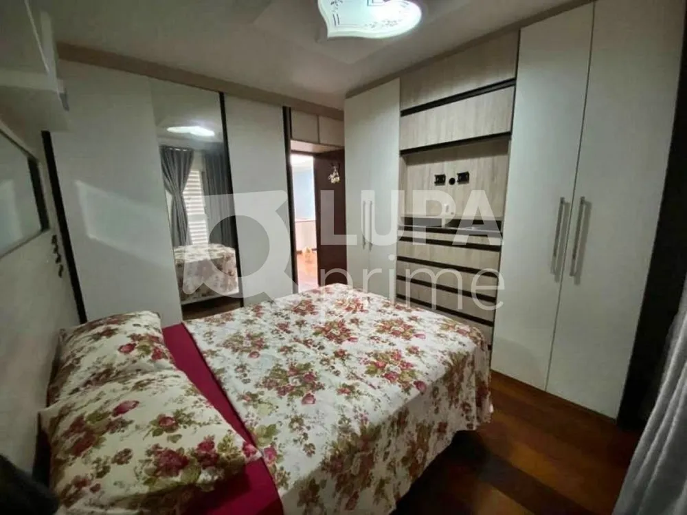 Casa, 4 quartos, 266 m² - Foto 5