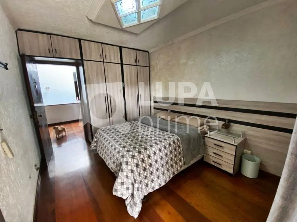 Casa, 4 quartos, 266 m² - Foto 3