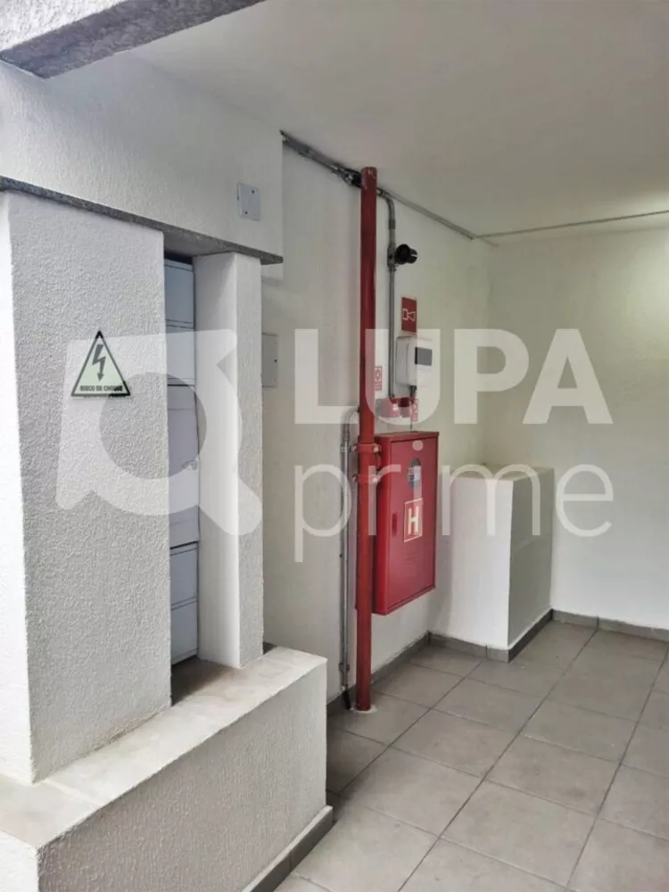 Apartamento à venda com 2 quartos, 42m² - Foto 3