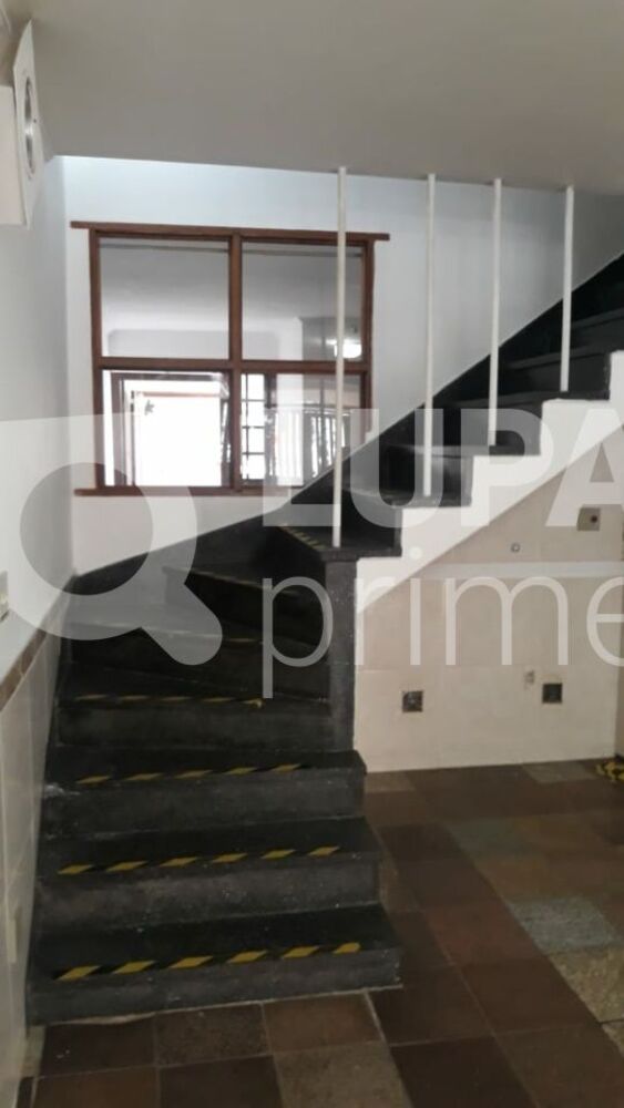 Casa, 2 quartos, 209 m² - Foto 1