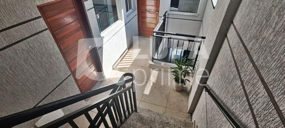 Apartamento à venda com 2 quartos, 39m² - Foto 11