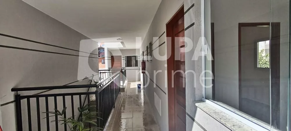 Apartamento à venda com 2 quartos, 39m² - Foto 10