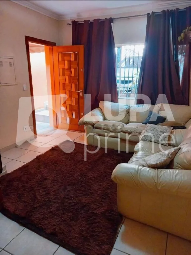 Casa à venda com 3 quartos, 260m² - Foto 15