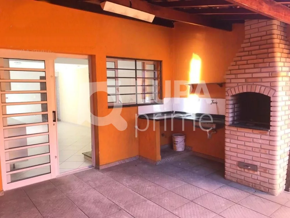 Casa à venda com 3 quartos, 260m² - Foto 13