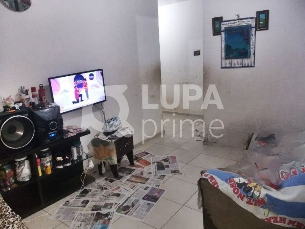 Apartamento à venda com 2 quartos, 60m² - Foto 1