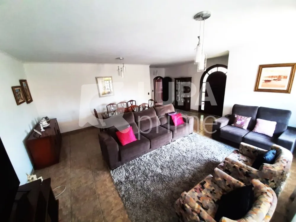 Casa, 3 quartos, 410 m² - Foto 11