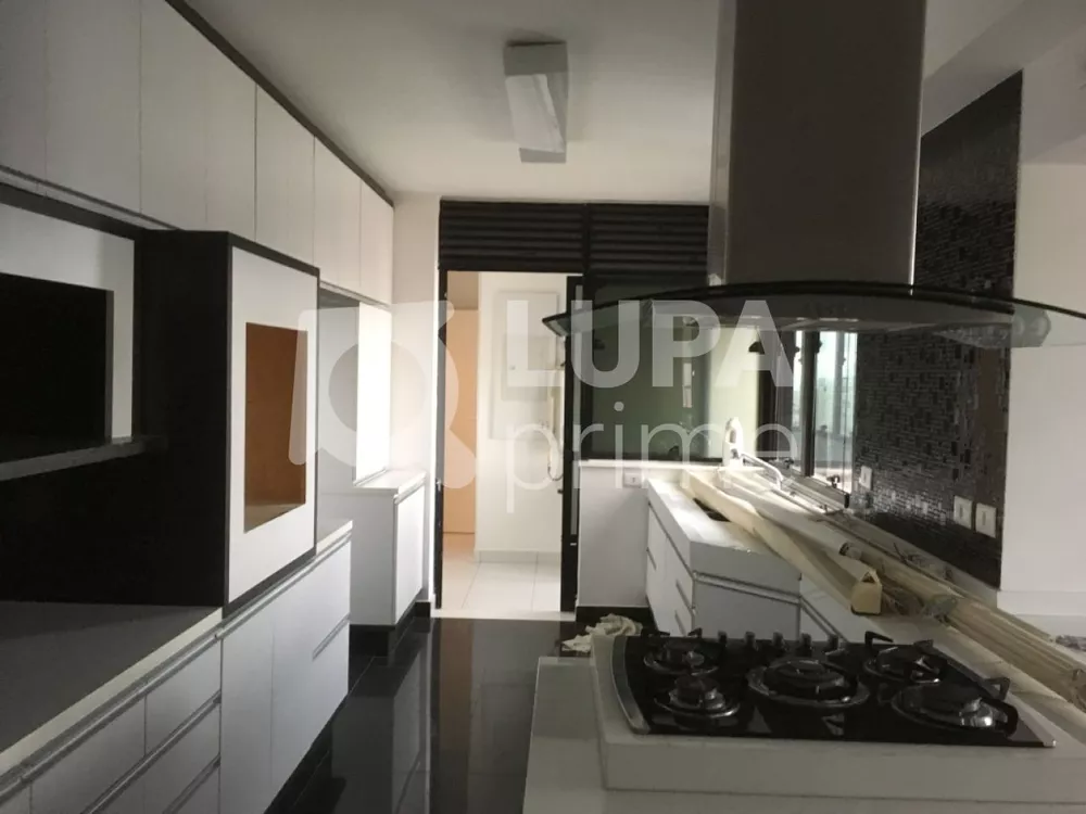 Apartamento à venda com 4 quartos, 400m² - Foto 4