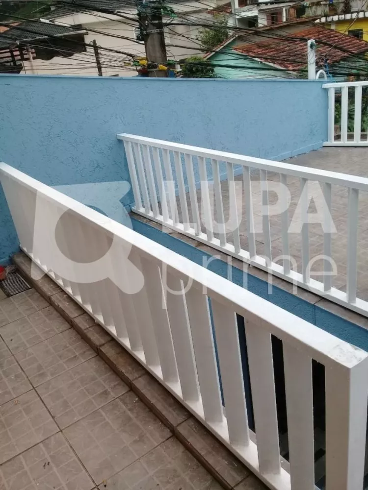 Casa à venda com 3 quartos, 190m² - Foto 3