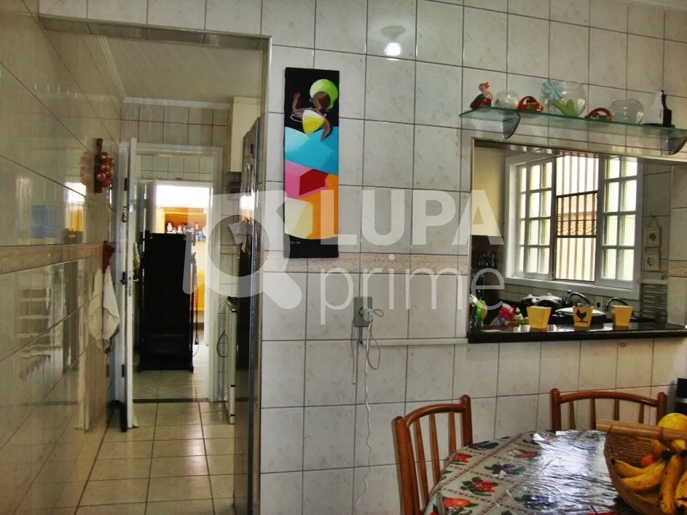 Casa, 3 quartos, 240 m² - Foto 9