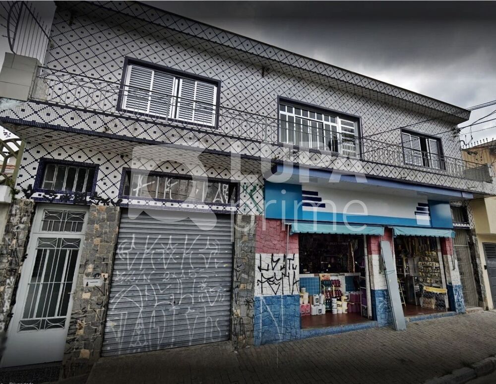 Casa à venda com 5 quartos, 300m² - Foto 1