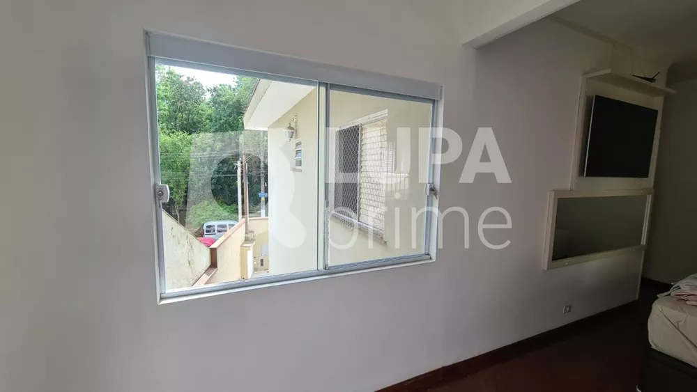 Casa à venda com 3 quartos, 215m² - Foto 8