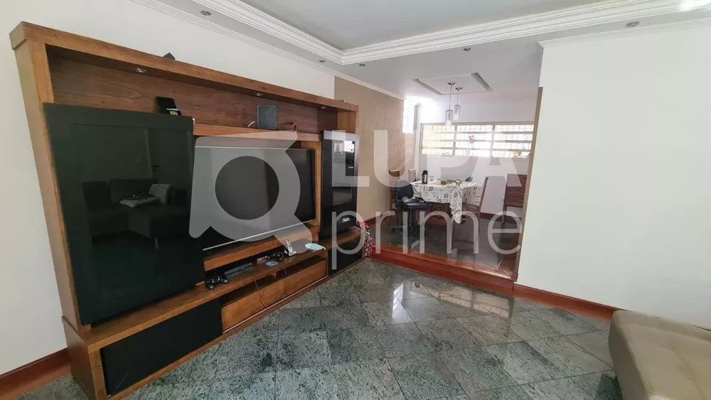 Casa à venda com 3 quartos, 215m² - Foto 5