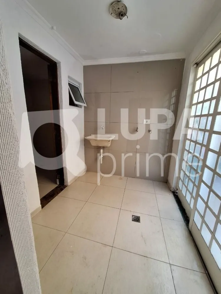Casa, 4 quartos, 130 m² - Foto 3