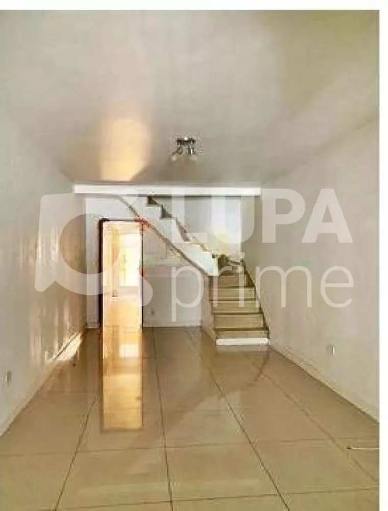 Casa à venda com 3 quartos, 134m² - Foto 1