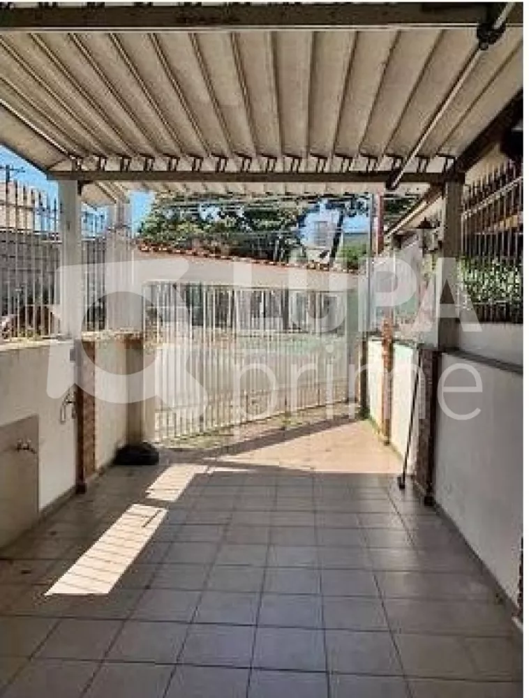 Casa à venda com 3 quartos, 134m² - Foto 12