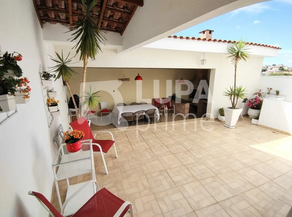 Casa, 3 quartos, 236 m² - Foto 10