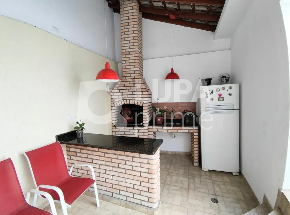 Casa, 3 quartos, 236 m² - Foto 4