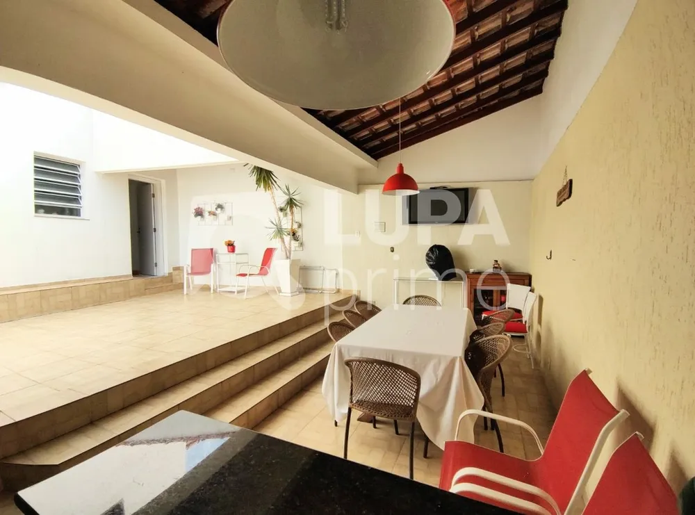Casa, 3 quartos, 236 m² - Foto 12