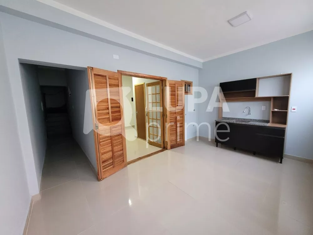 Apartamento para alugar com 1 quarto, 32m² - Foto 4