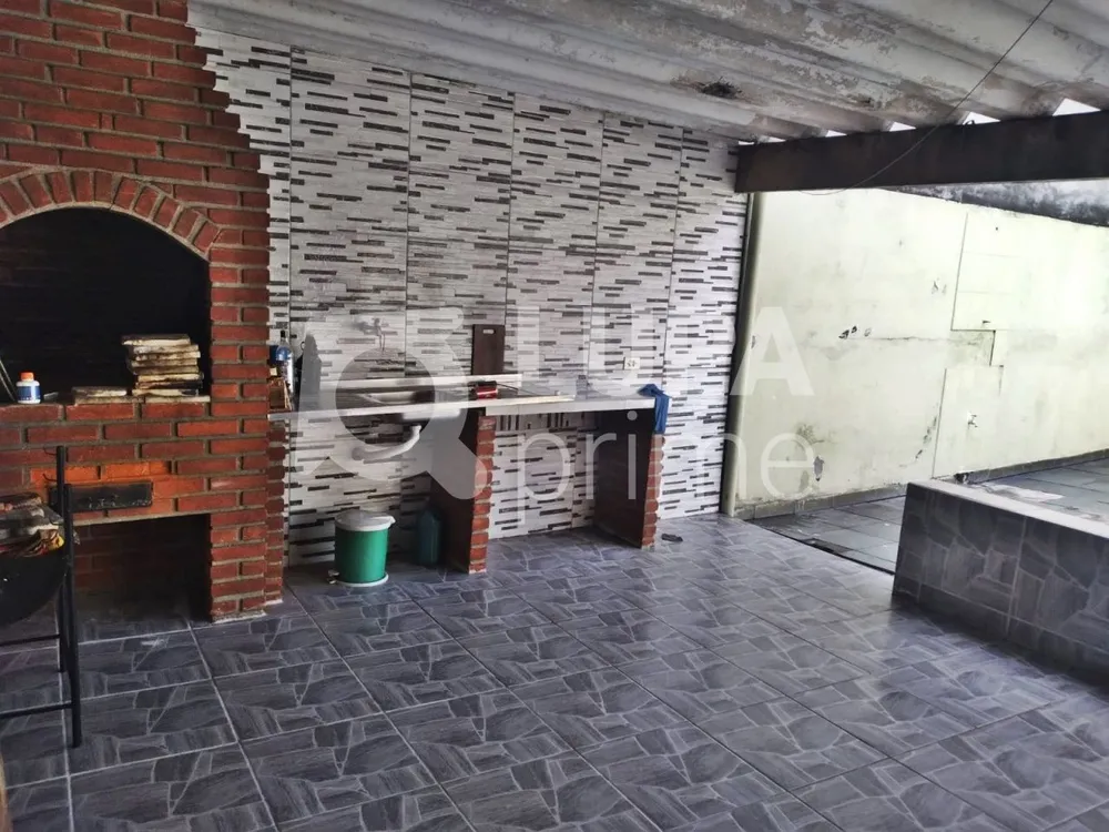Casa, 3 quartos, 131 m² - Foto 2
