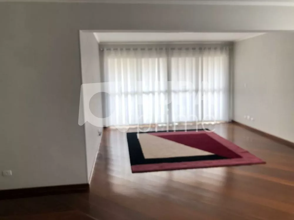 Apartamento à venda com 3 quartos, 147m² - Foto 2