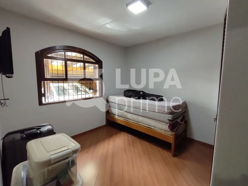 Casa, 7 quartos, 374 m² - Foto 1