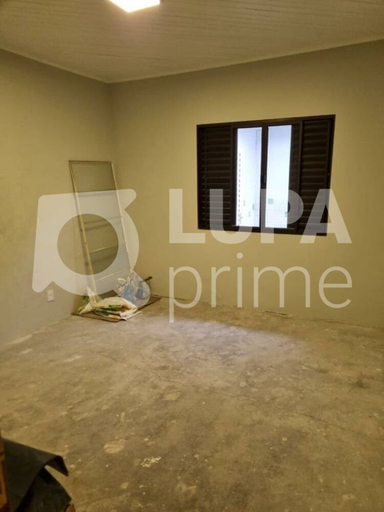 Casa, 2 quartos, 260 m² - Foto 17