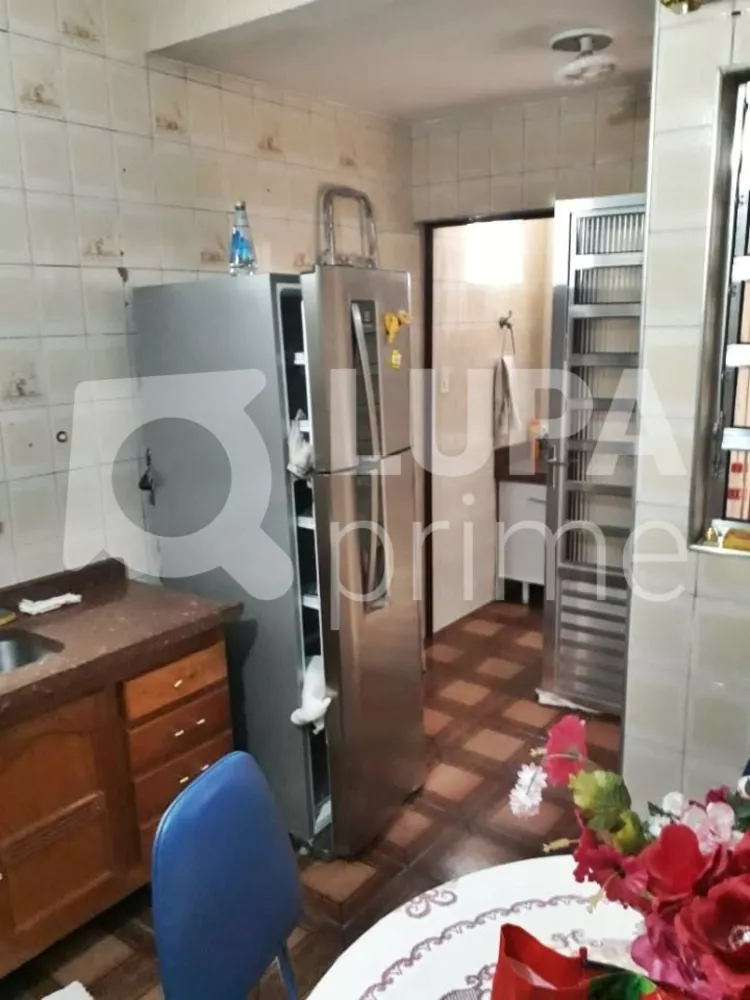 Casa à venda com 3 quartos, 190m² - Foto 7