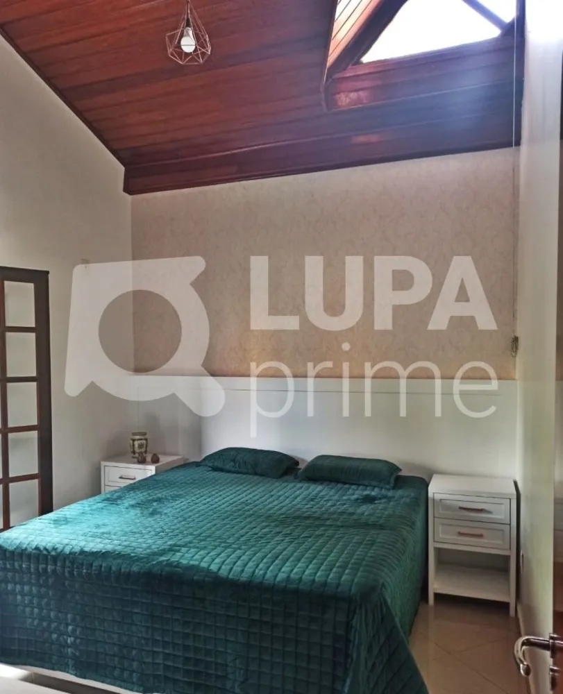 Casa, 3 quartos, 171 m² - Foto 2