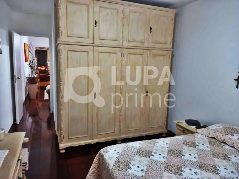 Casa, 4 quartos, 146 m² - Foto 1