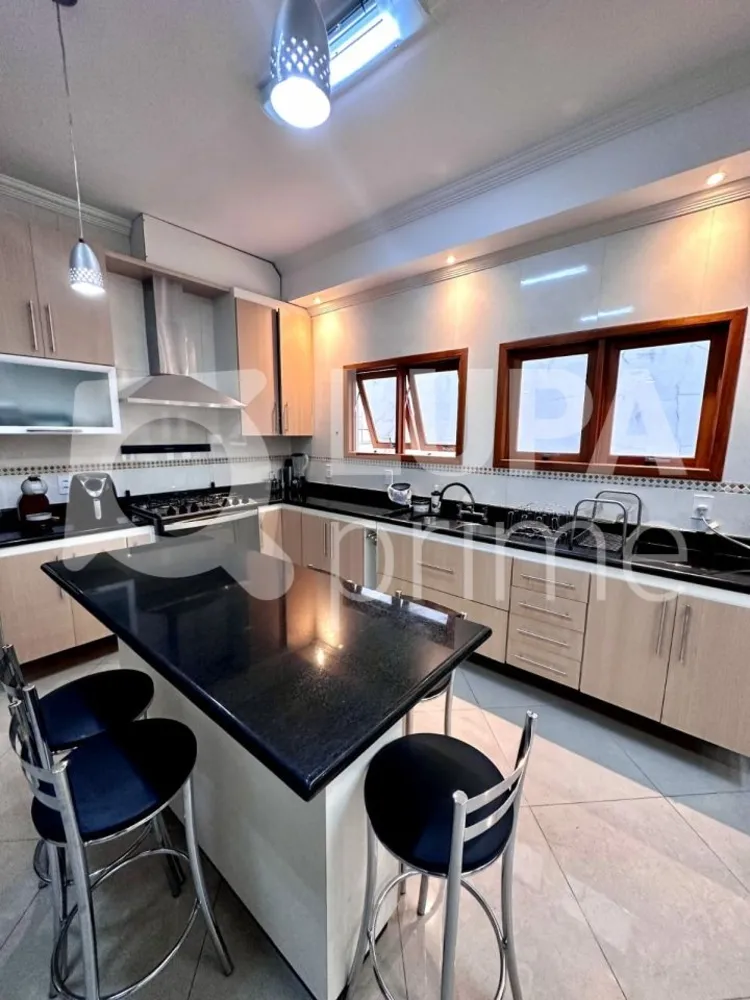 Casa, 3 quartos, 298 m² - Foto 3