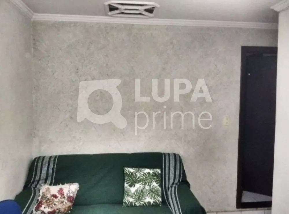 Casa à venda com 3 quartos, 101m² - Foto 1