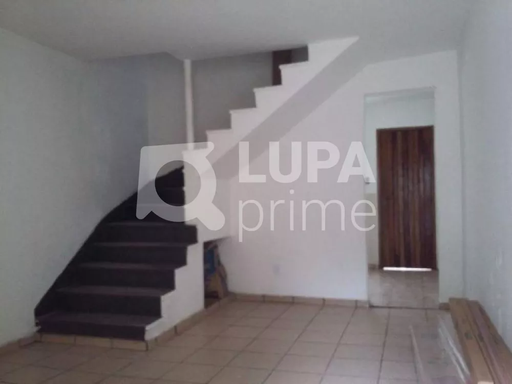 Casa à venda com 2 quartos, 120m² - Foto 3