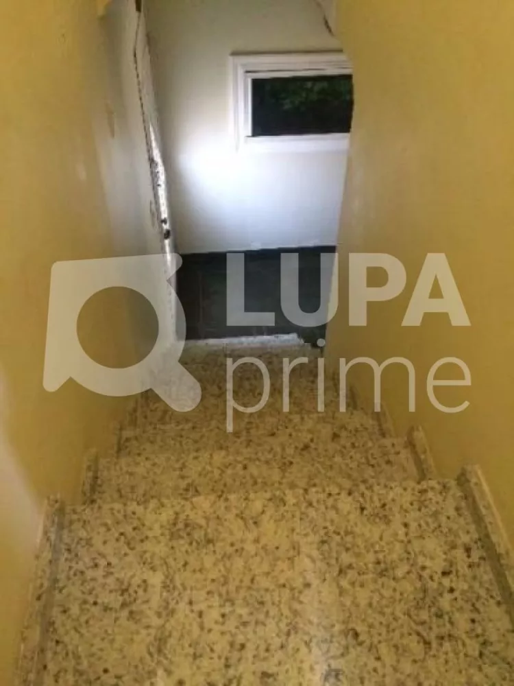 Casa à venda com 4 quartos, 260m² - Foto 11