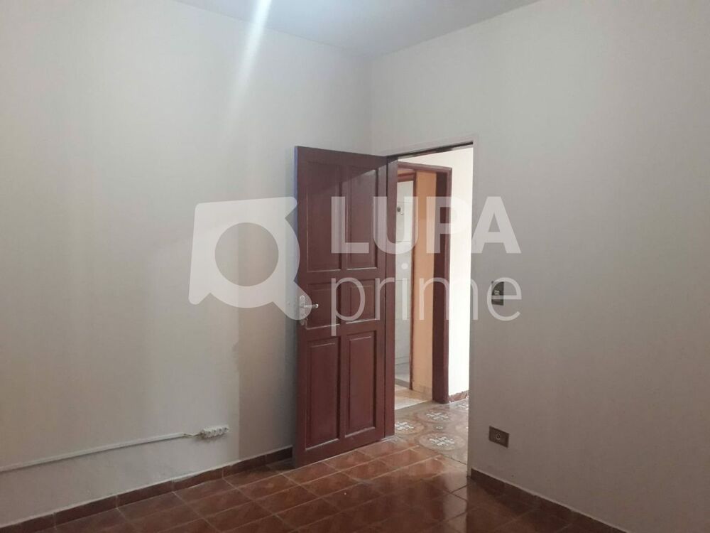Casa, 6 quartos, 185 m² - Foto 1