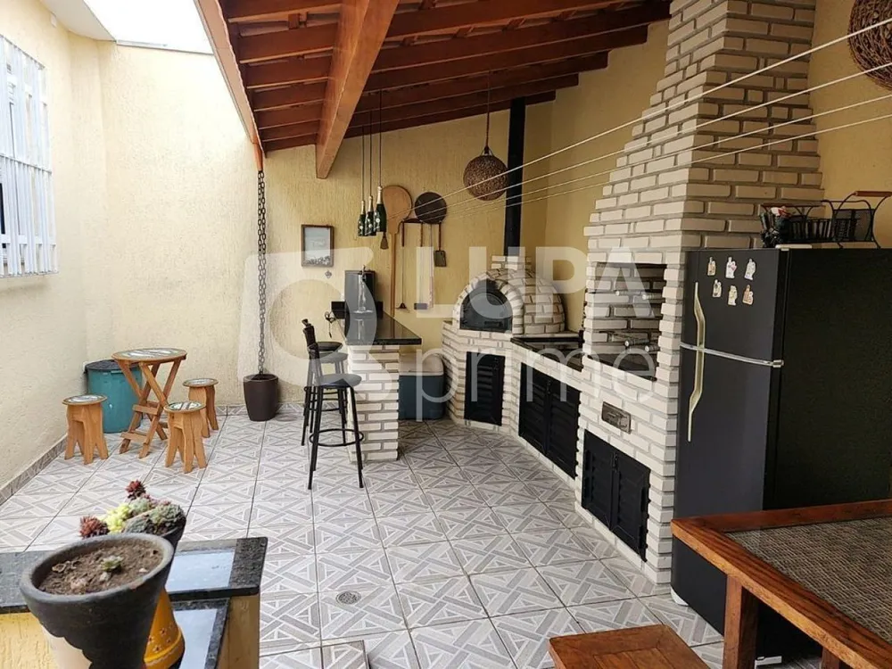 Casa, 4 quartos, 215 m² - Foto 4