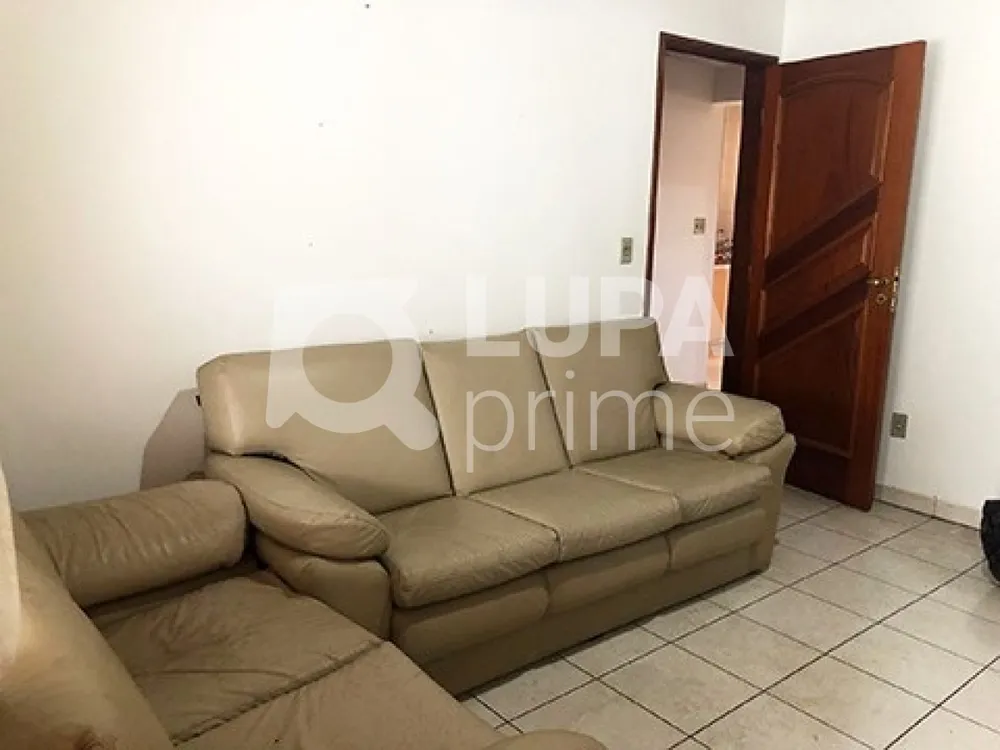 Casa, 4 quartos, 180 m² - Foto 1