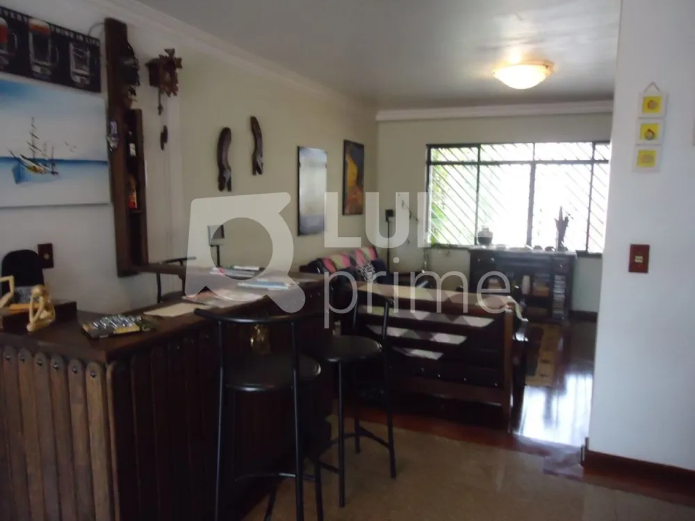 Casa, 3 quartos, 200 m² - Foto 1