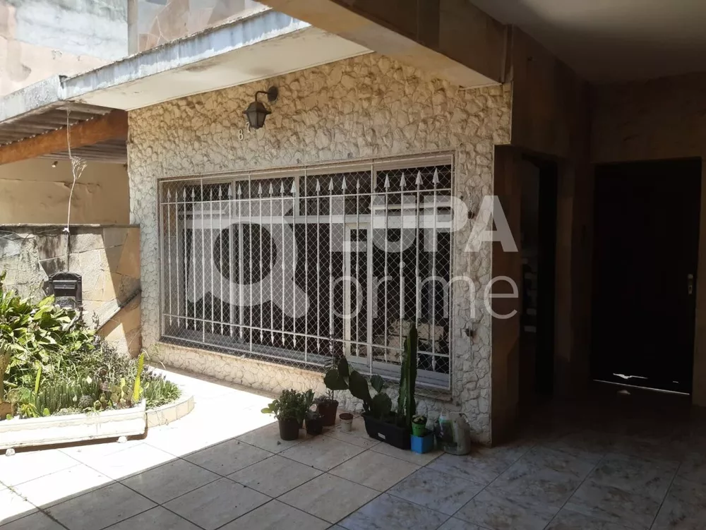 Casa à venda com 2 quartos, 182m² - Foto 1