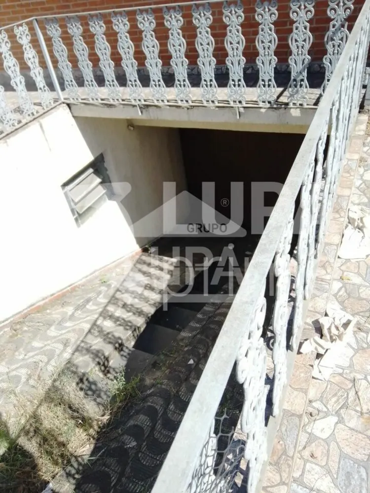 Casa, 3 quartos, 340 m² - Foto 3