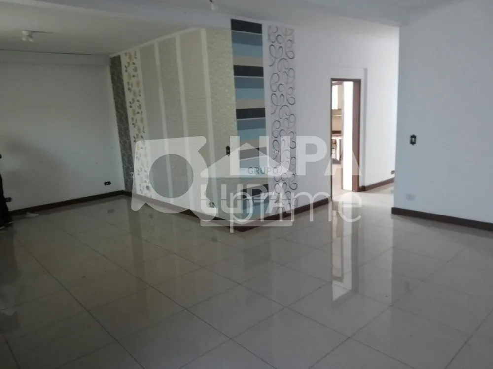 Casa, 3 quartos, 340 m² - Foto 1