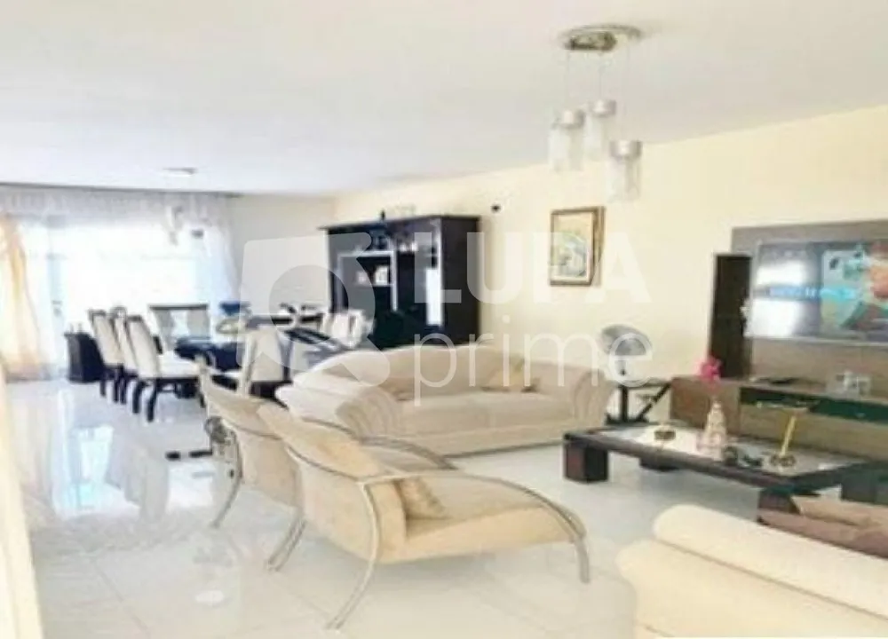 Casa, 6 quartos, 420 m² - Foto 4