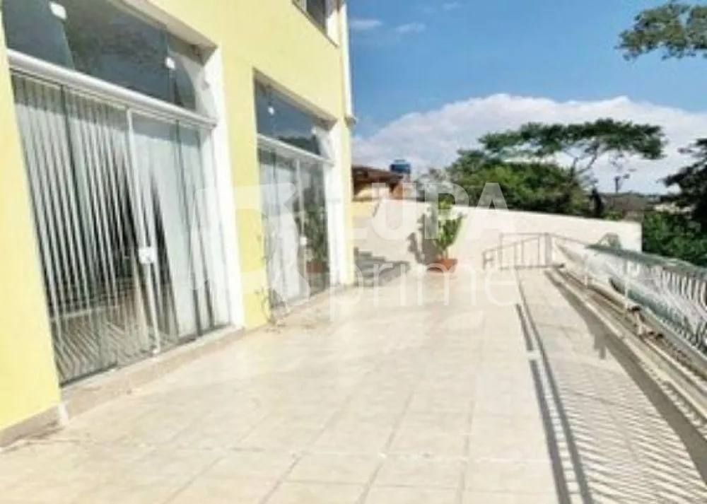 Casa, 6 quartos, 420 m² - Foto 1