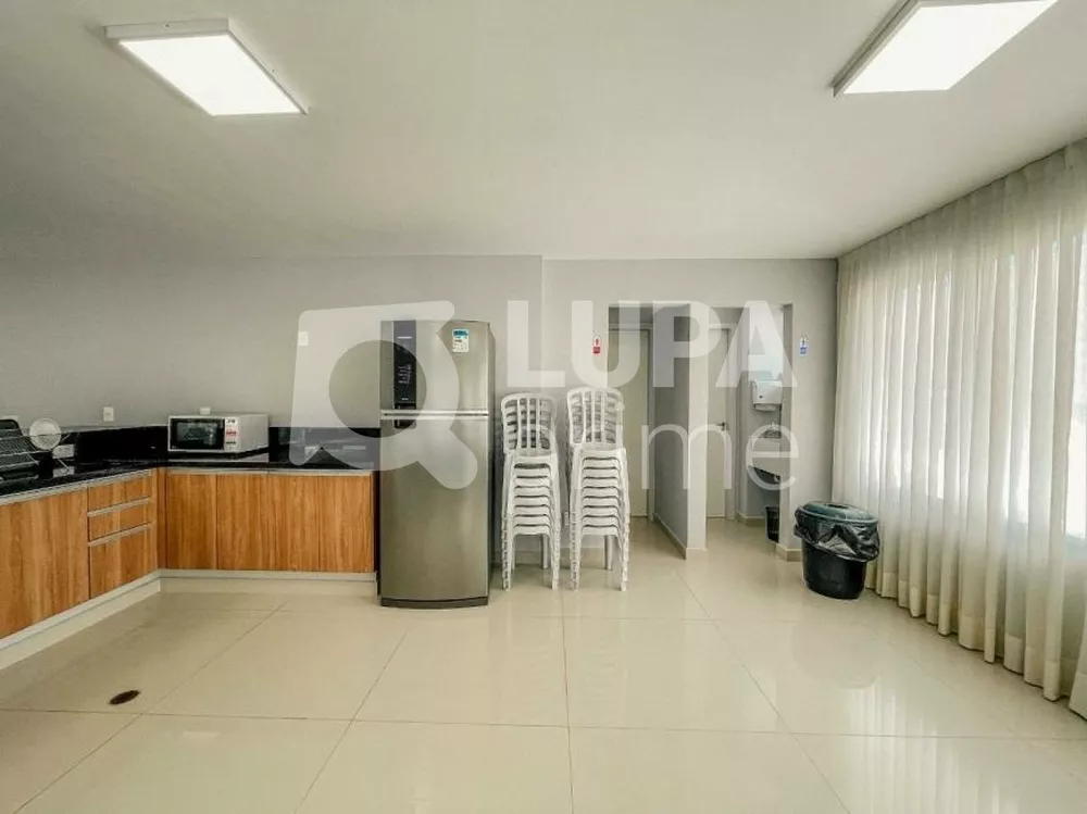 Apartamento à venda com 3 quartos, 109m² - Foto 2