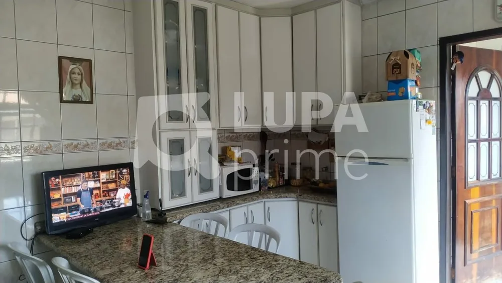 Casa, 3 quartos, 350 m² - Foto 2