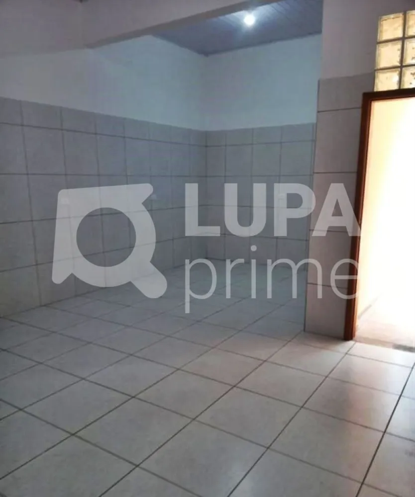 Casa, 1 quarto, 700 m² - Foto 4