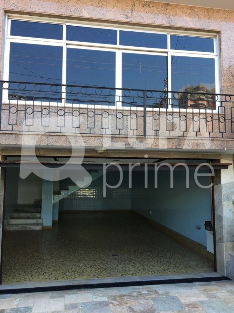 Casa, 3 quartos, 240 m² - Foto 3