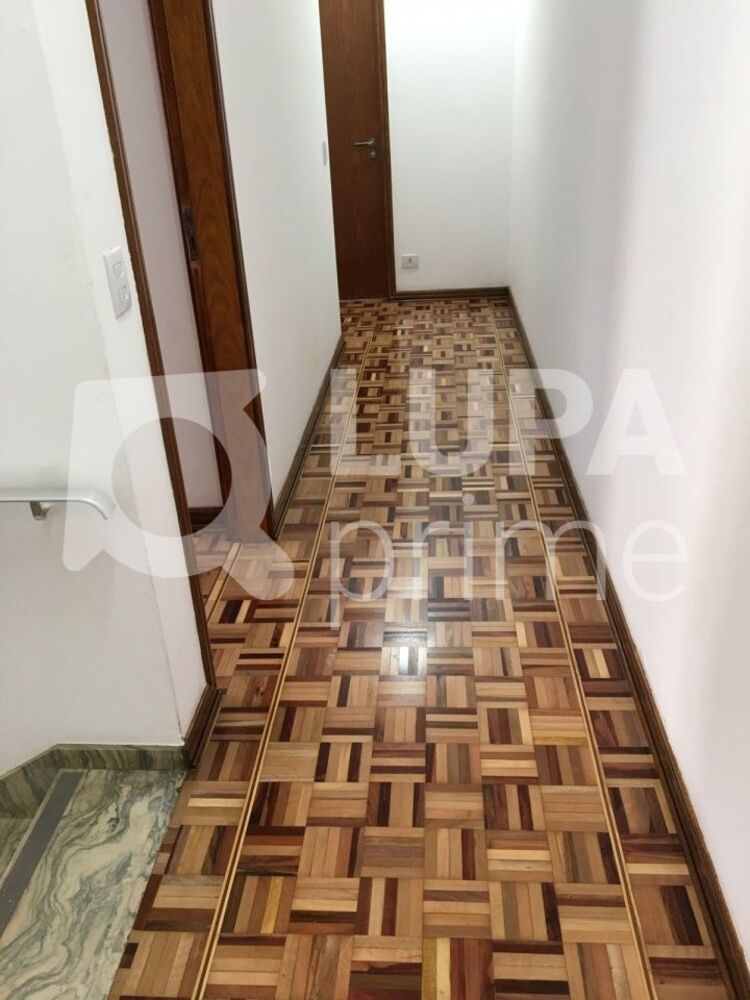 Casa, 3 quartos, 240 m² - Foto 13